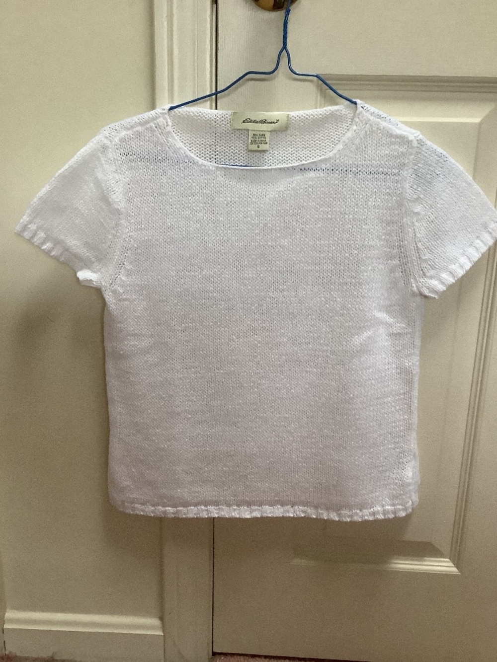 Eddie Bauer white knit top. Size small
